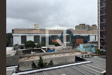 Vista de kitnet/studio para alugar com 1 quarto, 24m² em Indianópolis, São Paulo