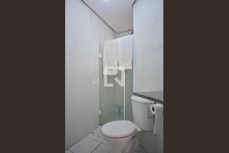 Banheiro de apartamento à venda com 2 quartos, 57m² em Vila Sonia do Taboao, Taboão da Serra