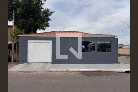 Fachada plaquinha de casa à venda com 2 quartos, 140m² em Santos Dumont, São Leopoldo
