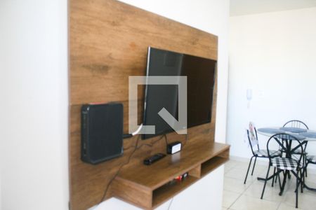Sala de apartamento para alugar com 2 quartos, 58m² em Guilhermina, Praia Grande
