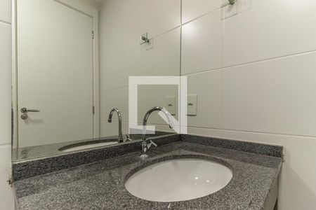 Banheiro Banheiro  de apartamento para alugar com 1 quarto, 28m² em República, São Paulo