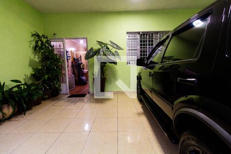 Garagem de casa à venda com 4 quartos, 180m² em Vila Carrão, São Paulo