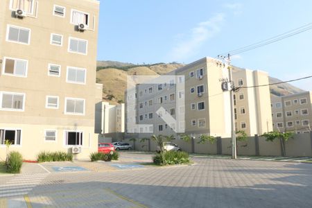Fachada  de apartamento para alugar com 2 quartos, 42m² em Jardim Alvorada, Nova Iguaçu