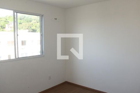Quarto 2 de apartamento para alugar com 2 quartos, 42m² em Jardim Alvorada, Nova Iguaçu