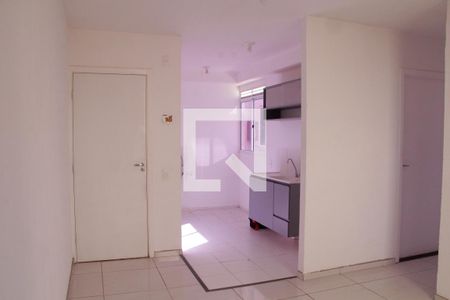 Sala de casa de condomínio para alugar com 2 quartos, 43m² em Goiá, Goiânia