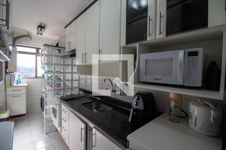 Cozinha de apartamento à venda com 2 quartos, 72m² em Jardim Sarah, São Paulo