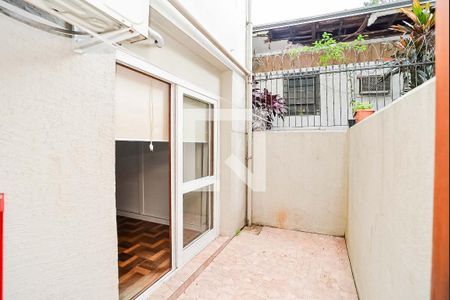 Área Privativa de apartamento à venda com 2 quartos, 77m² em São João, Porto Alegre