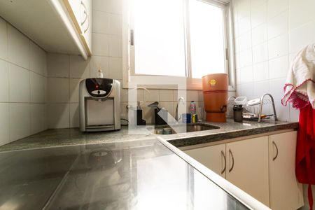 Cozinha de apartamento à venda com 4 quartos, 118m² em Funcionários, Belo Horizonte