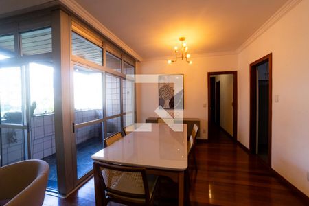 Sala de apartamento à venda com 4 quartos, 118m² em Funcionários, Belo Horizonte