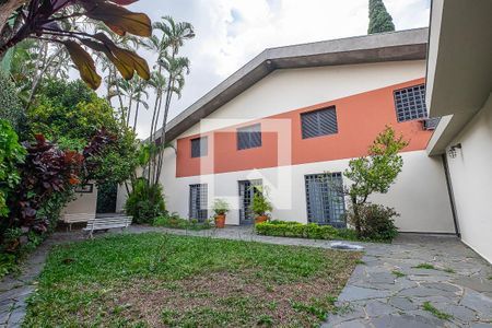 Quintal de casa à venda com 4 quartos, 380m² em Alto de Pinheiros, São Paulo