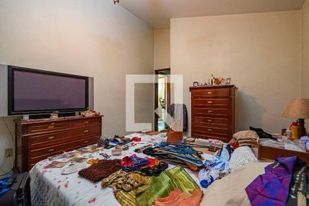 Suíte 2 de casa à venda com 4 quartos, 380m² em Alto de Pinheiros, São Paulo