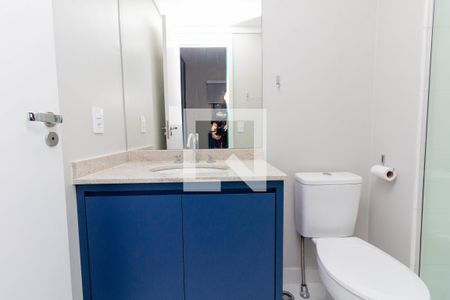 Banheiro de kitnet/studio para alugar com 1 quarto, 26m² em Vila Aricanduva, São Paulo
