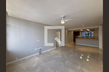 Sala de apartamento à venda com 3 quartos, 130m² em Copacabana, Rio de Janeiro