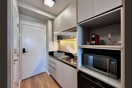 Cozinha de kitnet/studio à venda com 0 quarto, 19m² em Jardim das Acacias, São Paulo