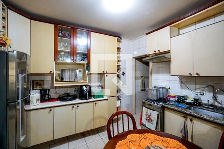 Cozinha de casa à venda com 2 quartos, 170m² em Vila Carrão, São Paulo
