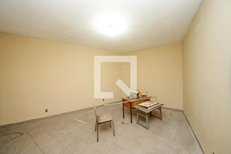 Quarto de Serviço de casa à venda com 3 quartos, 332m² em Vila Portuguesa, São Paulo