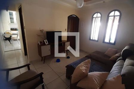 Casa à venda com 2 quartos, 164m² em Vila Guilhermina, São Paulo