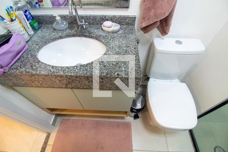 Banheiro de kitnet/studio para alugar com 1 quarto, 25m² em Campo Belo, São Paulo