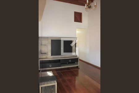 Sótão de casa à venda com 3 quartos, 213m² em Jardim Bom Clima, Guarulhos