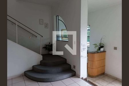 Casa à venda com 7 quartos, 300m² em Vila Mariana, São Paulo