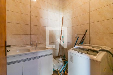 Área de Serviço de casa à venda com 3 quartos, 210m² em Guarujá, Porto Alegre