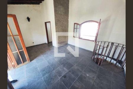 Casa à venda com 5 quartos, 234m² em Portuguesa, Rio de Janeiro