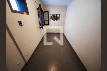 Casa à venda com 5 quartos, 234m² em Portuguesa, Rio de Janeiro