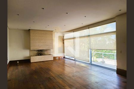 Casa à venda com 4 quartos, 500m² em Jardim Guedala, São Paulo