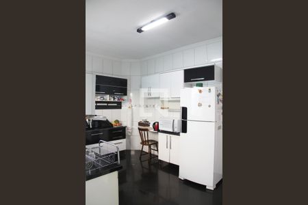 Cozinha de casa à venda com 3 quartos, 241m² em Jardim Luciara, Guarulhos