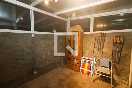 Varanda de casa à venda com 4 quartos, 200m² em Hípica, Porto Alegre