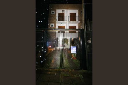 Fachada de casa à venda com 4 quartos, 200m² em Hípica, Porto Alegre