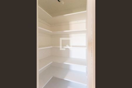 Corredor- Armário de apartamento à venda com 2 quartos, 50m² em Jardim Ipaussurama, Campinas