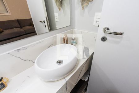Lavabo de apartamento à venda com 3 quartos, 136m² em Vila Anastácio, São Paulo