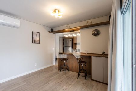 Sala de apartamento à venda com 3 quartos, 136m² em Vila Anastácio, São Paulo