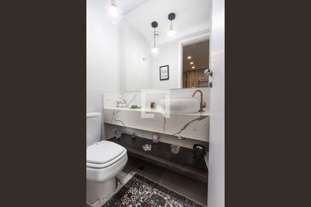 Lavabo de apartamento à venda com 3 quartos, 136m² em Vila Anastácio, São Paulo