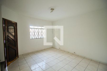 Sala de casa para alugar com 2 quartos, 80m² em Vila Santo Estevão, São Paulo