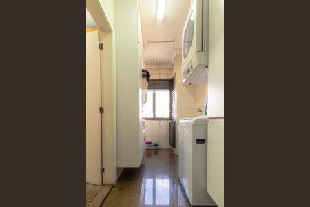 Área de Serviço de apartamento para alugar com 3 quartos, 225m² em Indianópolis, São Paulo
