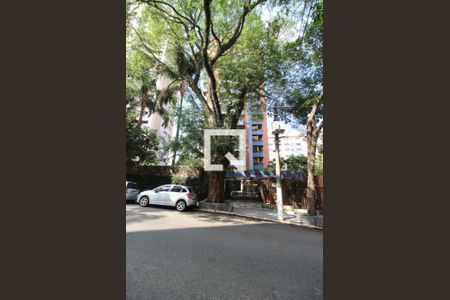 Fachada de apartamento para alugar com 3 quartos, 225m² em Indianópolis, São Paulo