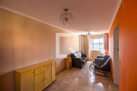 Sala de TV de casa para alugar com 2 quartos, 54m² em Conjunto Habitacional Presidente Castelo Branco, Carapicuíba