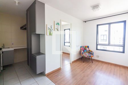Sala  de apartamento para alugar com 2 quartos, 40m² em Pres. Altino, Osasco