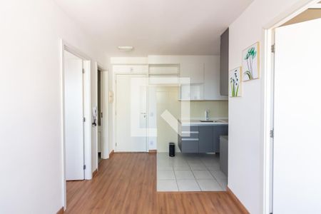 Sala  de apartamento para alugar com 2 quartos, 40m² em Pres. Altino, Osasco