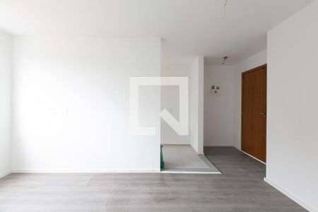 Sala de apartamento para alugar com 2 quartos, 46m² em Colônia (zona Leste), São Paulo
