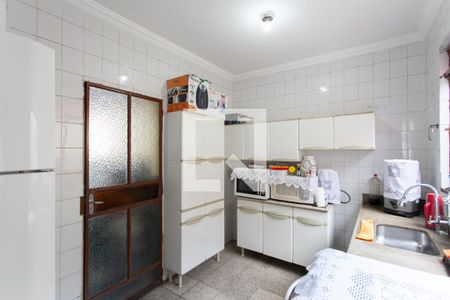 Cozinha de casa de condomínio à venda com 3 quartos, 120m² em Venda Nova, Belo Horizonte