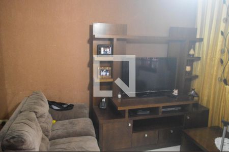 Sala de casa à venda com 4 quartos, 150m² em Vila Esperança, São Paulo