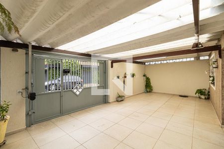 Garagem de casa à venda com 3 quartos, 126m² em Vila Norma, São Paulo