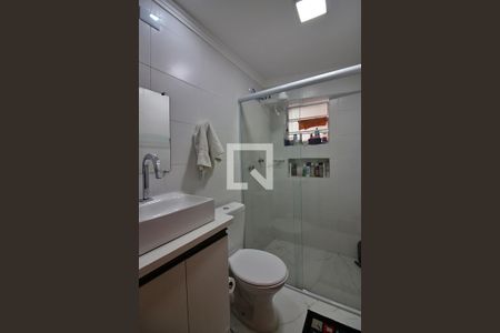 Banheiro Social de casa à venda com 2 quartos, 100m² em Baeta Neves, São Bernardo do Campo