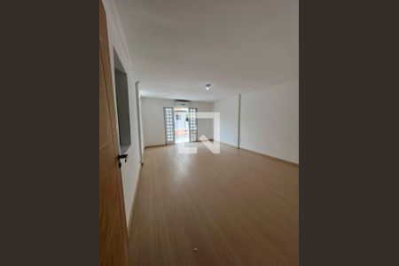 Casa à venda com 6 quartos, 230m² em Mooca, São Paulo