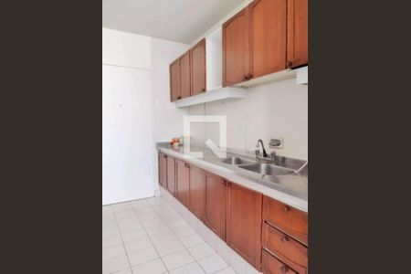 Apartamento à venda com 2 quartos, 96m² em Campo Belo, São Paulo