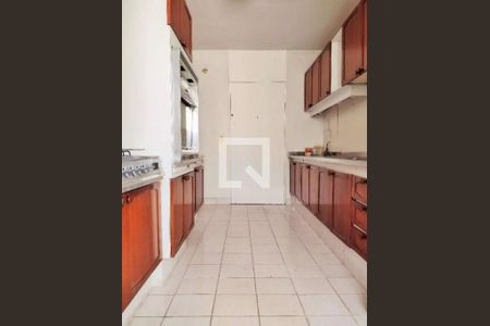 Apartamento à venda com 2 quartos, 96m² em Campo Belo, São Paulo