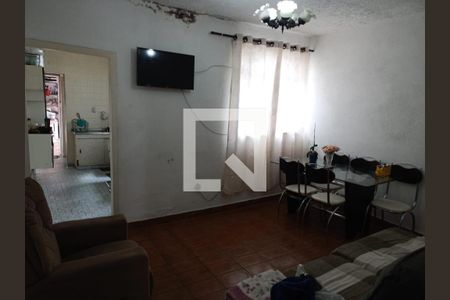 Casa à venda com 3 quartos, 120m² em Cambuci, São Paulo